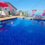 بيت للعطل House Anastazia Pool & Panoramic Sea View لوفغان